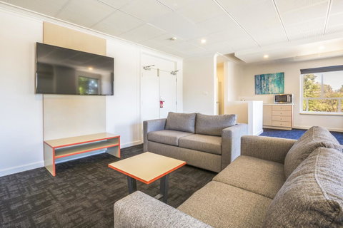 Nightcap At Rose & Crown Hotel - Kempsey Accommodation 2
