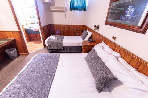 Astor Inn - Kempsey Accommodation 9