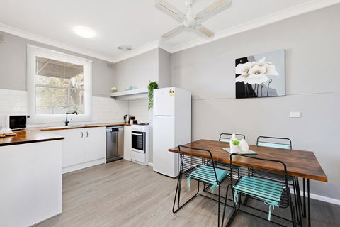 Cute And Cosy - Events, Workers, Getaways - Kempsey Accommodation 7