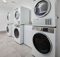 Charlestown Executive Apartments - Kempsey Accommodation