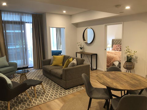 Resort Style Luxury City Apartment + Free Car Parking - Kempsey Accommodation 10