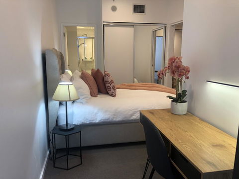 Resort Style Luxury City Apartment + Free Car Parking - Kempsey Accommodation 5