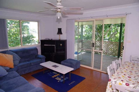 Bellhaven 1, 17 Willow Street - Kempsey Accommodation 1