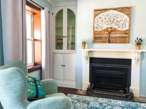 Inglenook Cottage - Kempsey Accommodation 2