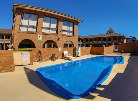 Cumberland Motor Inn - Kempsey Accommodation 0