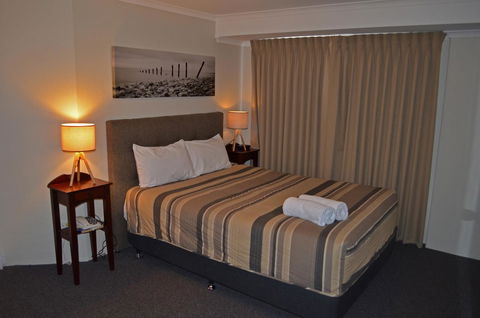 Arkana Motor Inn & Terrace Apartments - Kempsey Accommodation 1