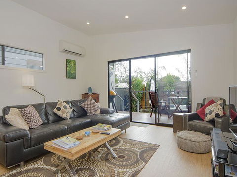 Seagrass Villas Normanville - Kempsey Accommodation 5