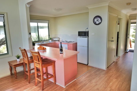 SkyView Villa - Kempsey Accommodation 22