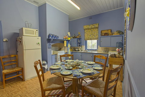 Tanunda Cottages - Kempsey Accommodation 12