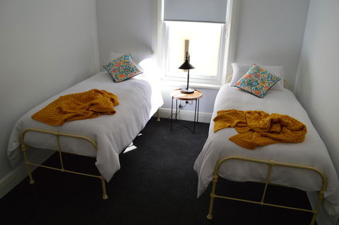 Two Cow Cottage Bed & Breakfast - Kempsey Accommodation 22