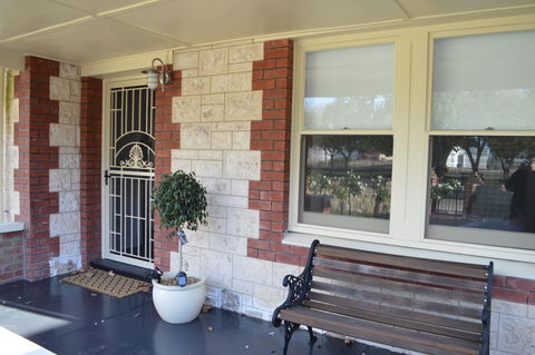 Two Cow Cottage Bed & Breakfast - Kempsey Accommodation 28