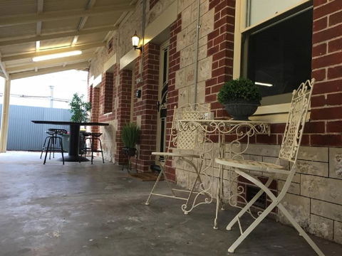 Two Cow Cottage Bed & Breakfast - Kempsey Accommodation 0