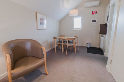 The Studios By Manna, Ascend Hotel Collection - Kempsey Accommodation 24
