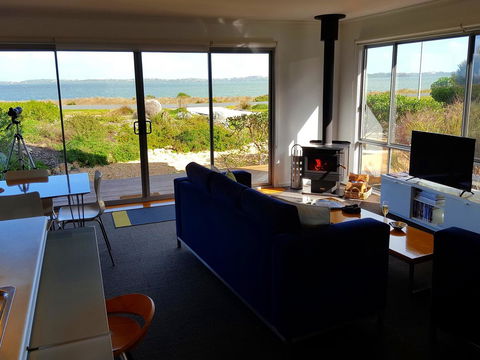Coorong Waterfront Retreat - Kempsey Accommodation 0