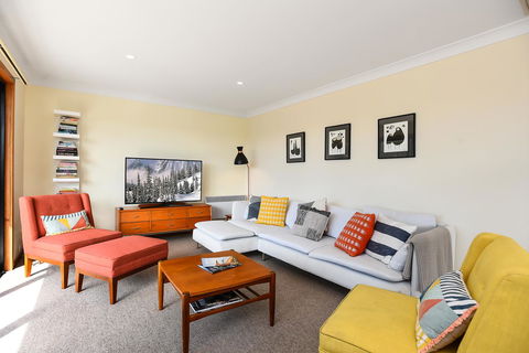 Port Of Call - Port Willunga - C21 SouthCoast Holidays - Kempsey Accommodation 12