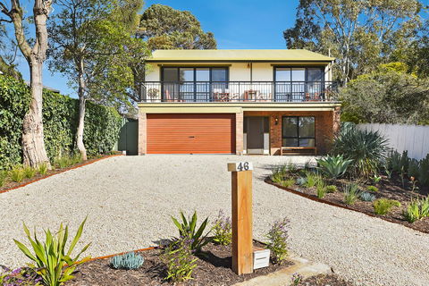 Port Of Call - Port Willunga - C21 SouthCoast Holidays - Kempsey Accommodation 1