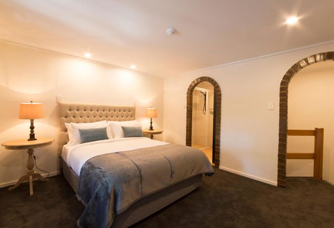 The Manor Basket Range - Kempsey Accommodation 4