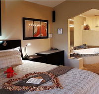 Romantic Getaways at Riverview Rise Retreats - Kempsey Accommodation