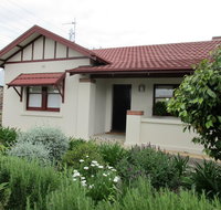 Mataro Cottage - Kempsey Accommodation