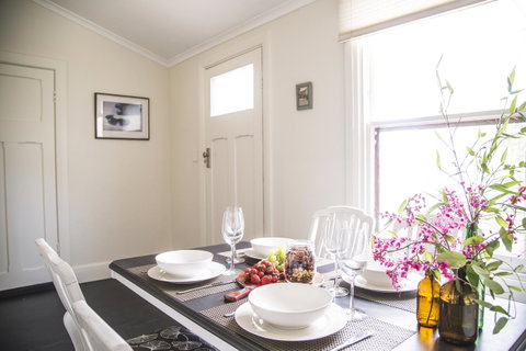 Mataro Cottage - Kempsey Accommodation 22
