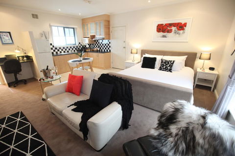 Wine And Roses Bed And Breakfast - Kempsey Accommodation 9