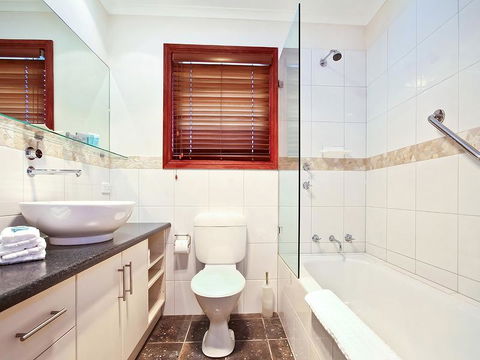 Wine And Roses Bed And Breakfast - Kempsey Accommodation 1