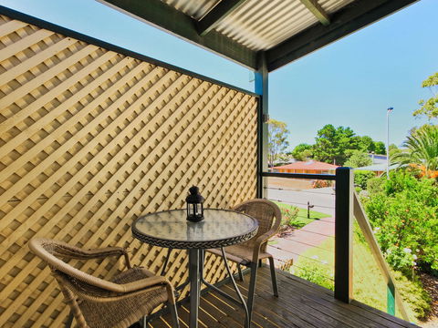 Wine And Roses Bed And Breakfast - Kempsey Accommodation 12