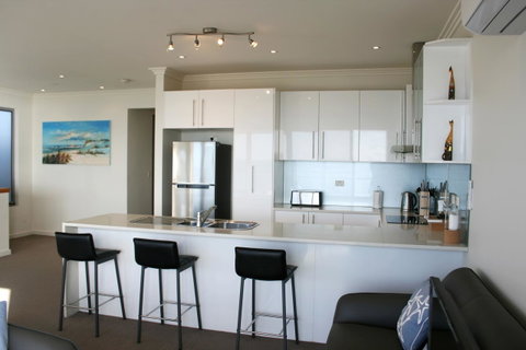 Penneshaw Oceanview Apartments - Kempsey Accommodation 4