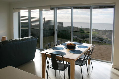 Penneshaw Oceanview Apartments - Kempsey Accommodation 12