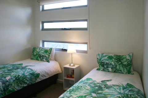 Penneshaw Oceanview Apartments - Kempsey Accommodation 9