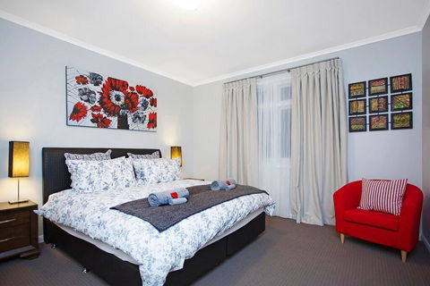 Hahndorf House B&B - Kempsey Accommodation 24