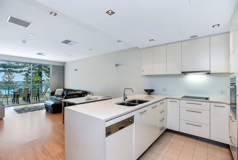 Breeze Beachfront Apartment - Kempsey Accommodation 9