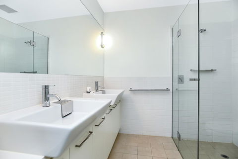 Breeze Beachfront Apartment - Kempsey Accommodation 18