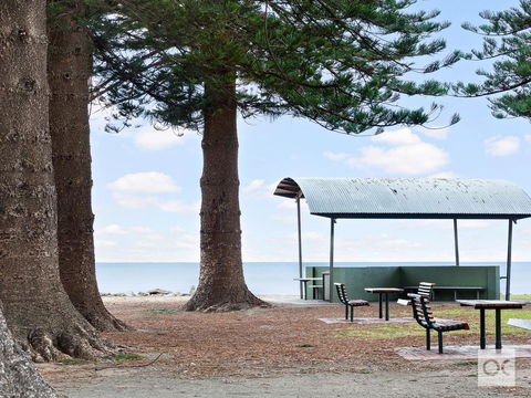 Breeze Beachfront Apartment - Kempsey Accommodation 21