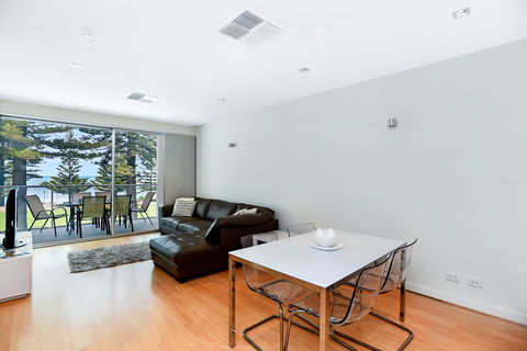 Breeze Beachfront Apartment - Kempsey Accommodation 12