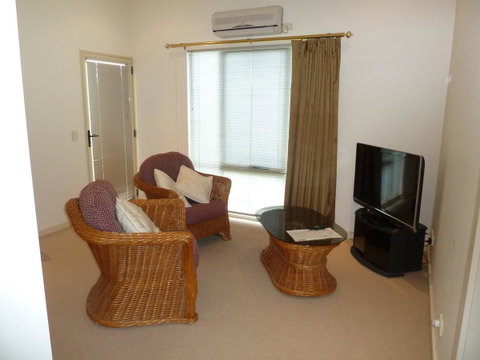 SeaShells Penneshaw - Kempsey Accommodation 40