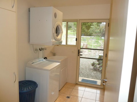 SeaShells Penneshaw - Kempsey Accommodation 33
