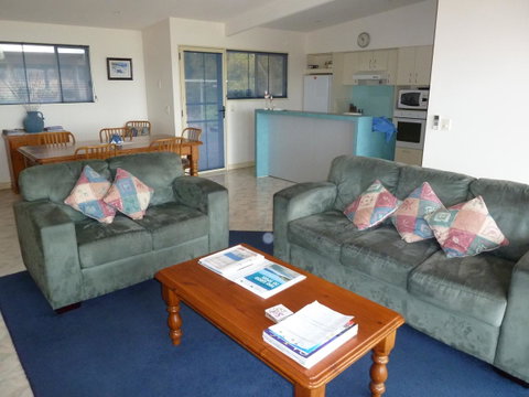 SeaShells Penneshaw - Kempsey Accommodation 11