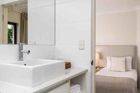 Bayview Beachfront Apartments, In Town Right On The Beach - Kempsey Accommodation 31