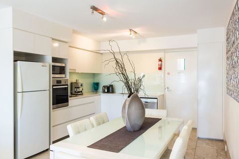 Bayview Beachfront Apartments, In Town Right On The Beach - Kempsey Accommodation 42