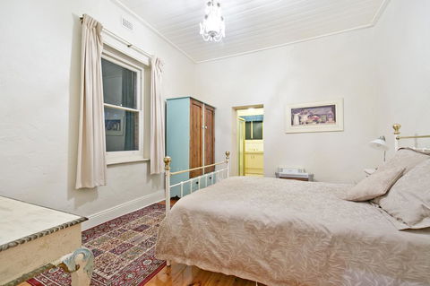 Vineyard Cottage BnB - Kempsey Accommodation 6