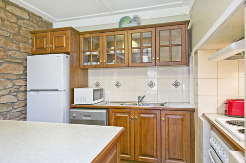 Vineyard Cottage BnB - Kempsey Accommodation 5