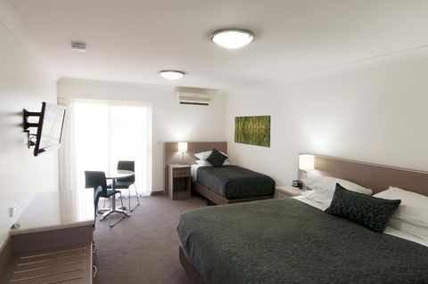 Loxton Community Hotel Motel - Kempsey Accommodation 12