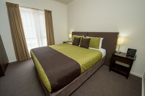 Clare Country Club - Kempsey Accommodation 15