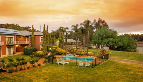 Clare Country Club - Kempsey Accommodation 0