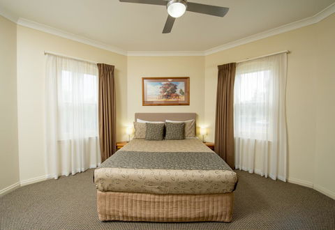 Clare Country Club - Kempsey Accommodation 17