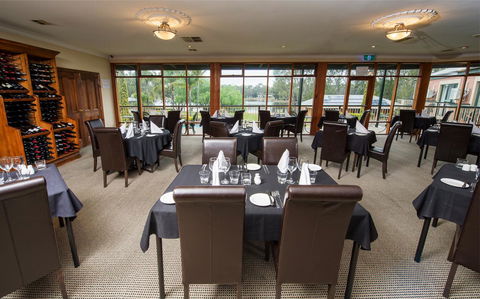 Clare Country Club - Kempsey Accommodation 27