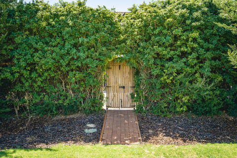 Mick O\'Sheas - Kempsey Accommodation 32