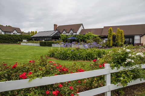 Mick O\'Sheas - Kempsey Accommodation 31
