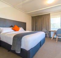 Mick O'Sheas - Kempsey Accommodation